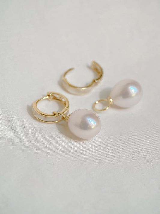 Yellow Gold Plated Sterling Silver Freshwater Pearl Detachable Earrings with Mother of Pearl, ER21