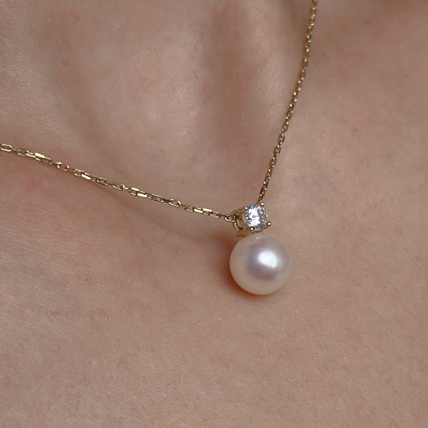 Gold freshwater pearl on sale necklace